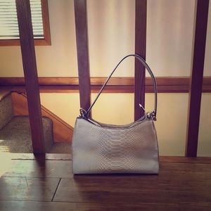 LIKE NEW Liz Claiborne handbag
